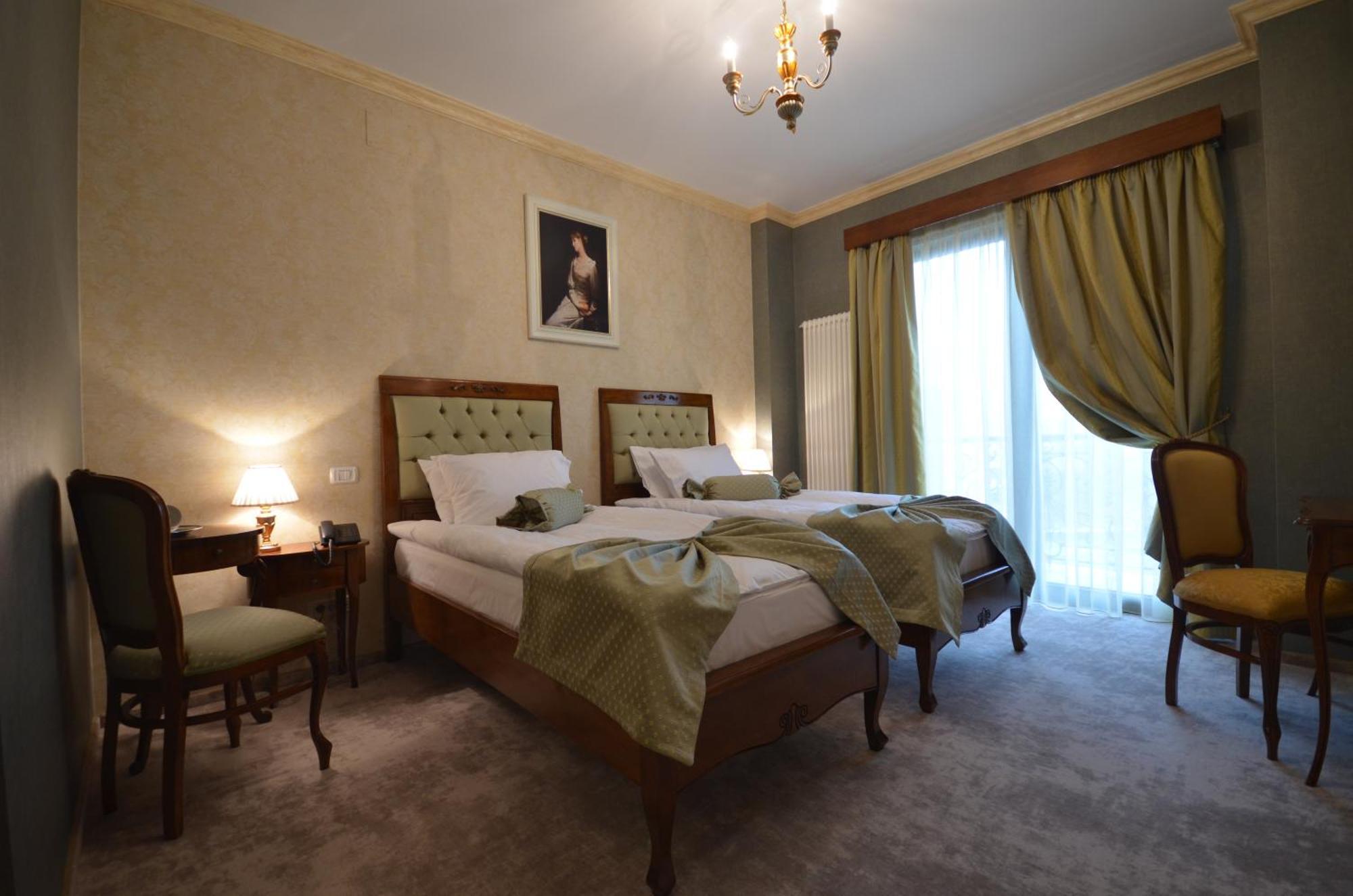 The Arlington Boutique Hotel Craiova Zimmer foto
